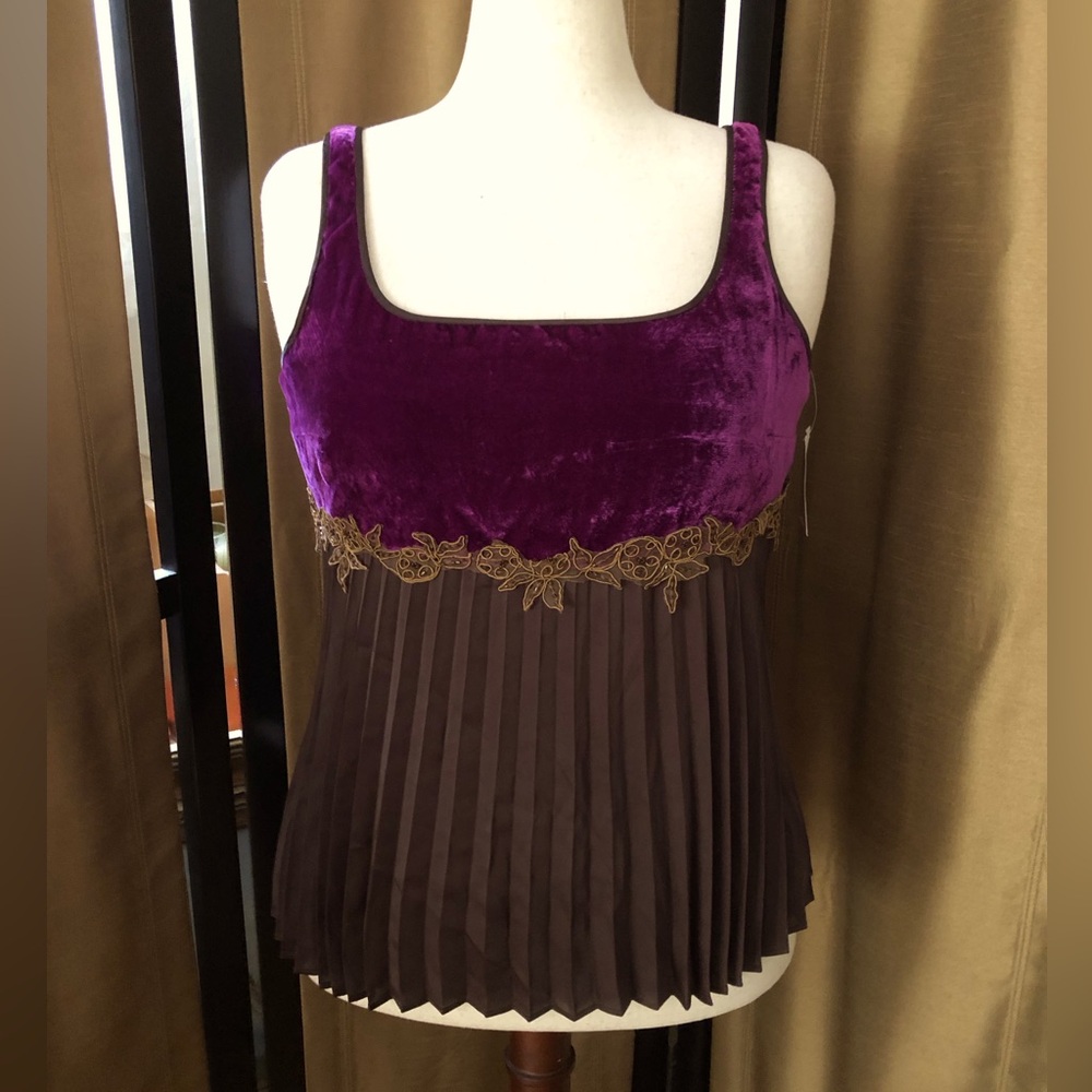 Bandolino Purple Velvet & Brown Pleated Camisole with Gold Lace